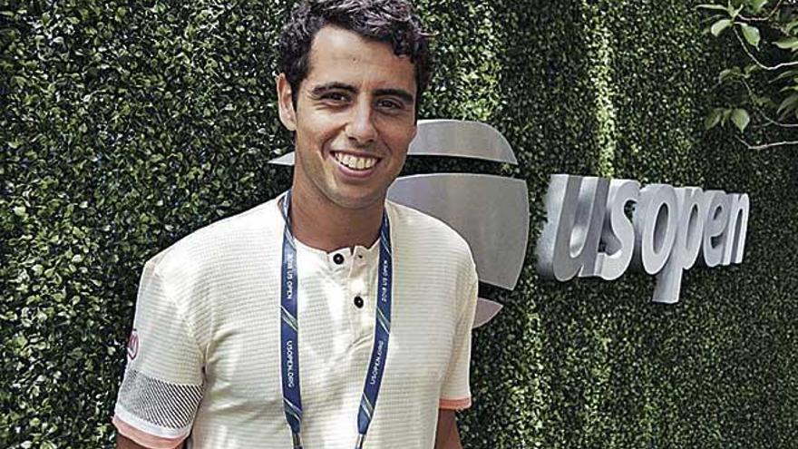 Munar posa en las instalaciones del US Open, en donde hoy debuta frente a García-López.