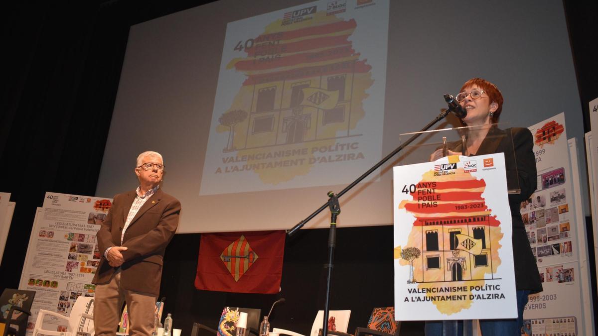 Alfred Aranda y la portavoz de Compromís en el Congreso, Águeda Micó