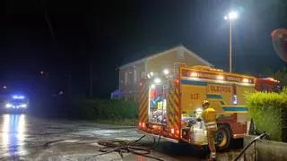 Cuatro heridos tras colisionar dos vehículos en Oleiros