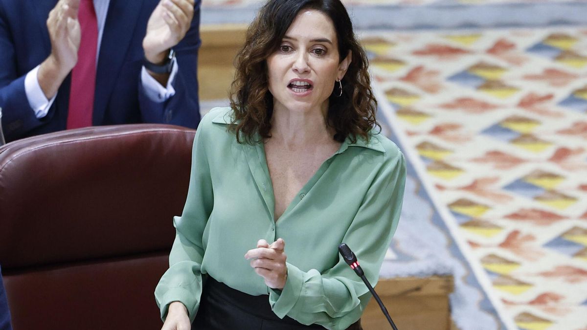 Sánchez carga contra Ayuso por sus palabras sobre el aborto y la acusa de querer volver "a los viajes clandestinos a Londres"