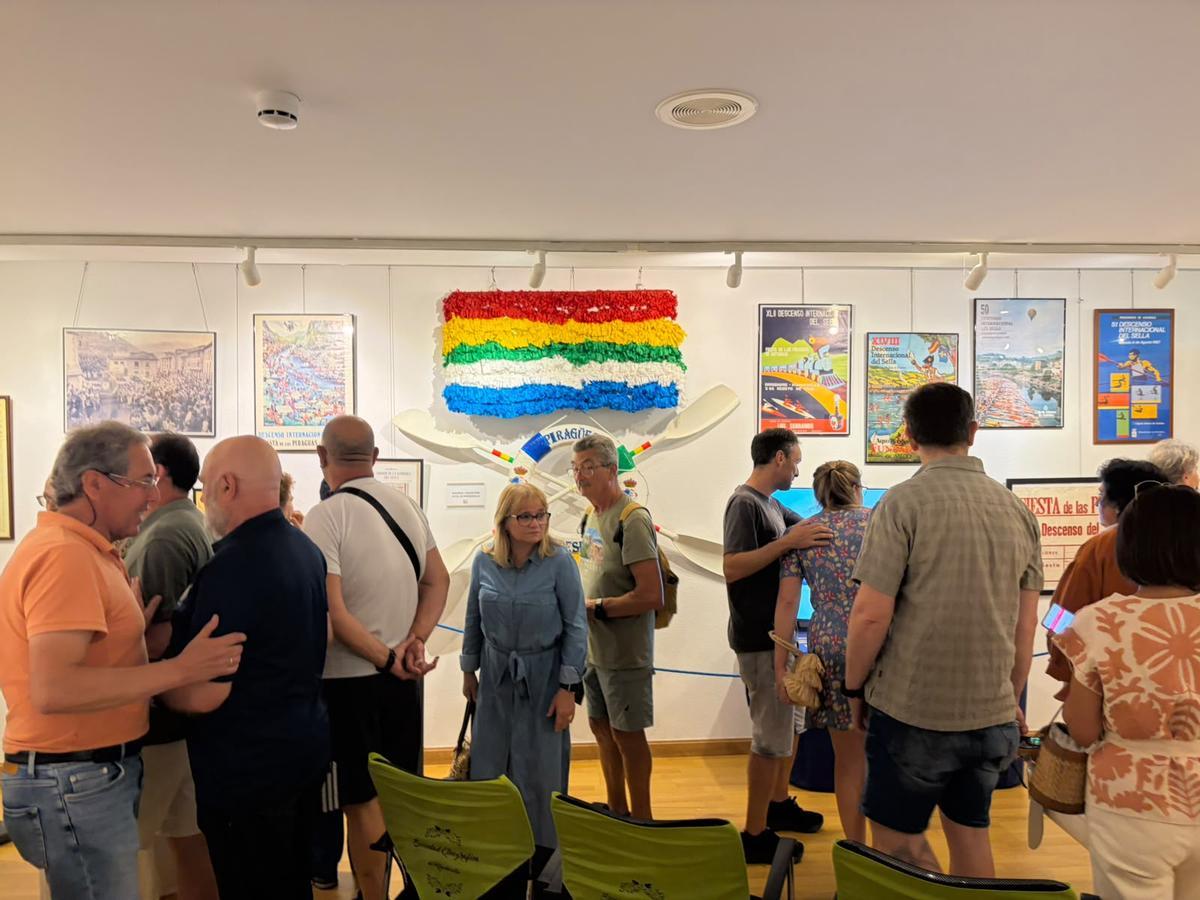 Exposición "Recuerdos" de la Sociedad Etnográfica de Ribadesella