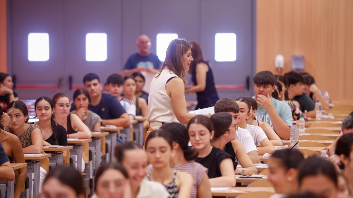 Examen de la convocatoria ordinaria de la PAU 2026 en Córdoba