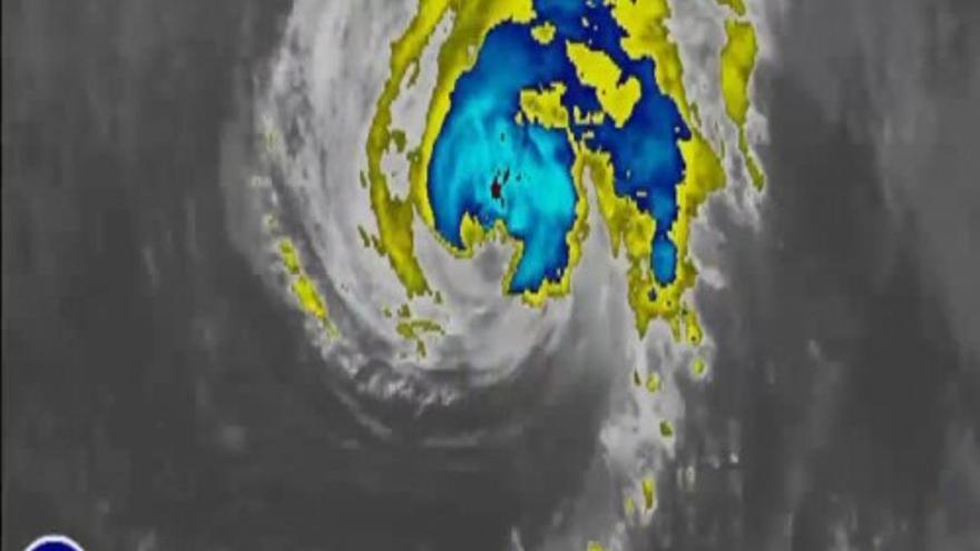 Dos huracanes podrían llegar a Hawaii