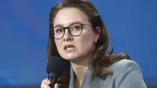 Zelenski nombra a una primera ministra con vínculos con EEUU para reforzar su alianza con Trump