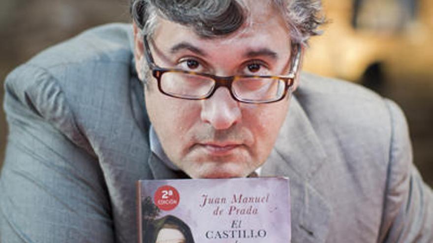 Juan Manuel de Prada, con su nueva novela.