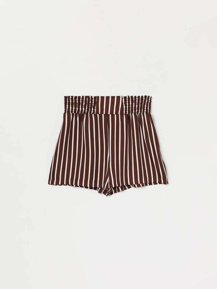 Short estampado, de Lefties (9,99 euros)