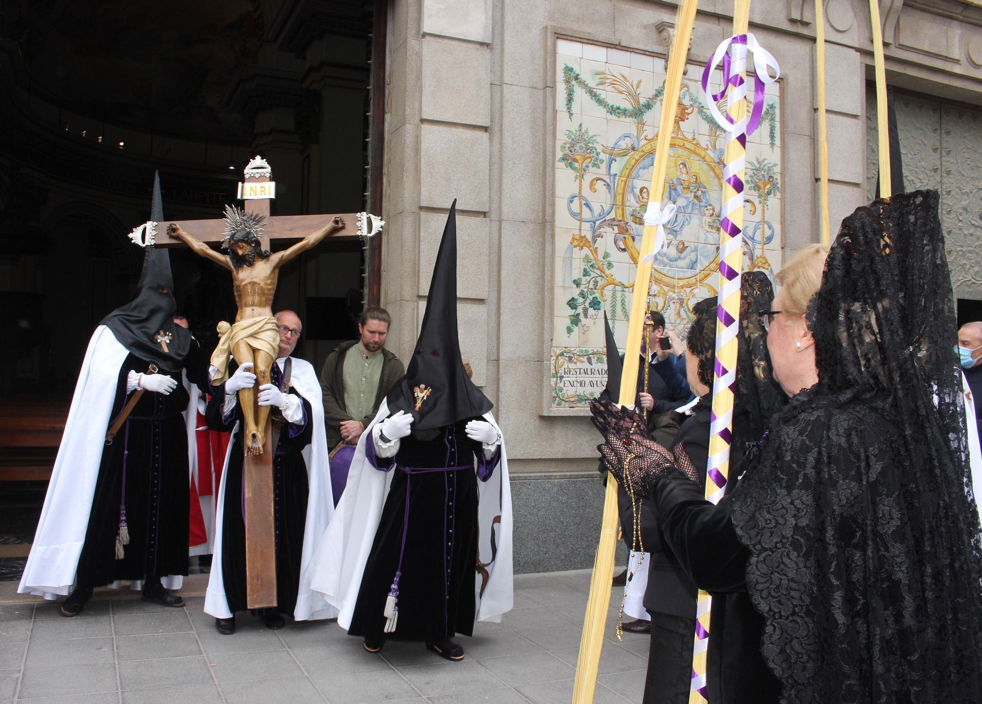 El Cristo del Buen Acierto sale al Canyamelar en su 150 aniversario