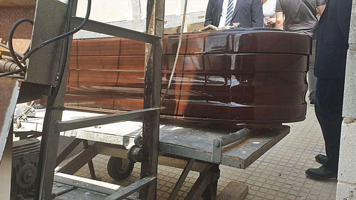 zentauroepp54119484 levante 14 07 2020 un ata d cae desde lo alto de una elevado200715114628