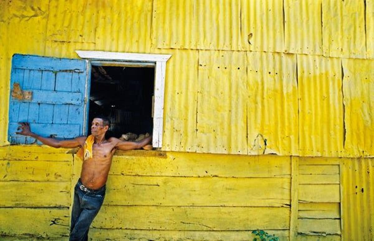 Las coquetas casas de la colonia extranjera de Las Terrenas, de influencia francesa, contrastan con