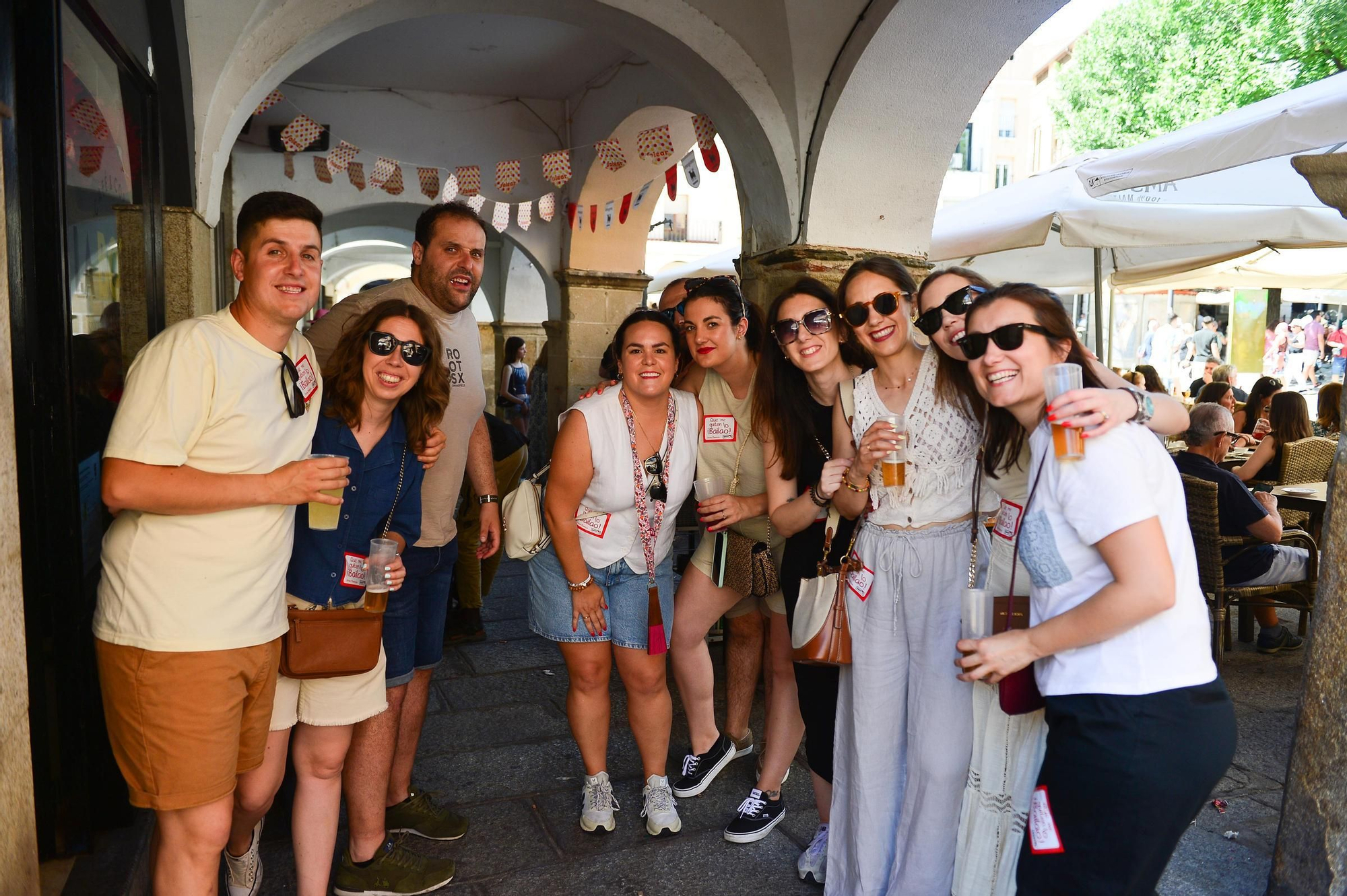 FOTOGALERÍA | Búscate en las cañas del sábado de feria en Plasencia