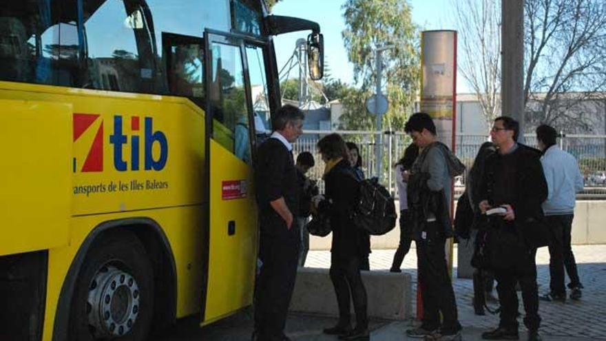 La red TIB de autobuses interurbanos mejorará sus conexiones a partir del próximo año