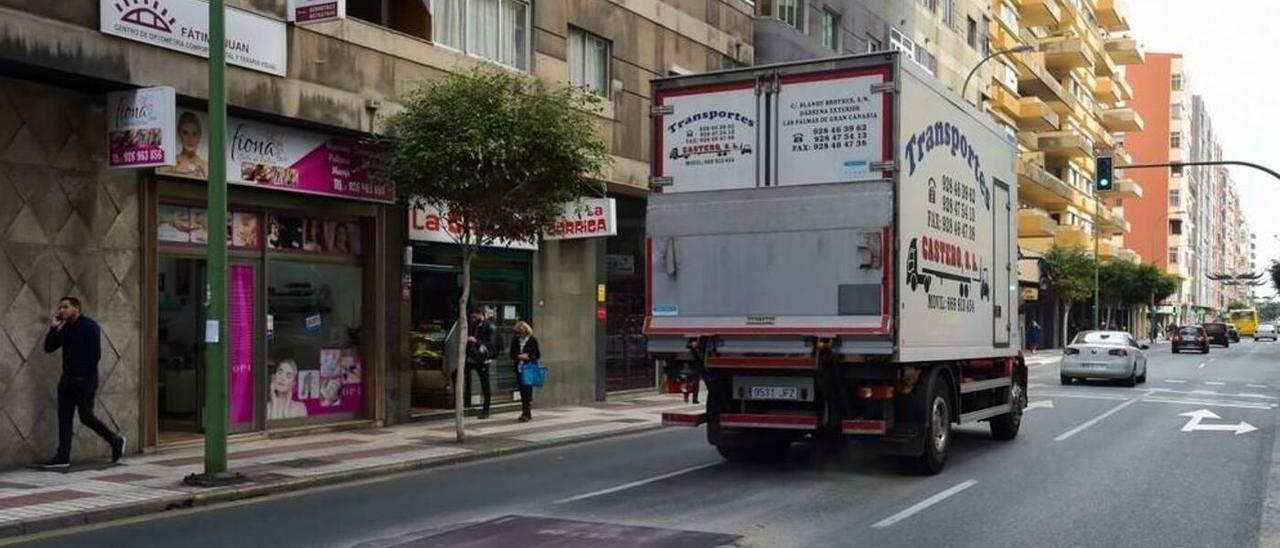 Calle Néstor de la Torre, en Las Palmas de Gran Canaria, donde Maximilian estableció la sede principal de su empresa: Atlántico S.L.