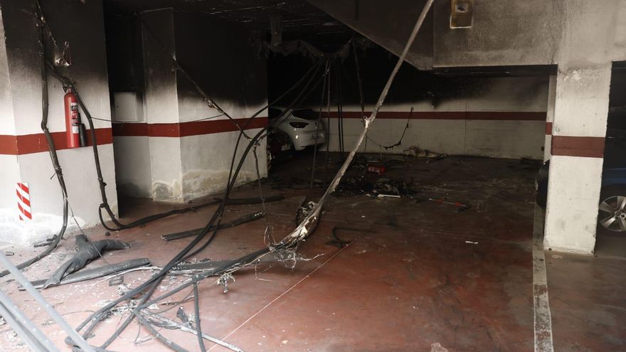 Incendio en una cochera de Cala Mayor