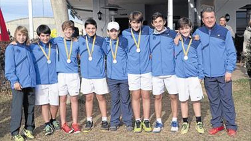 El equipo infantil del CT Castellón se mete en el Nacional 2016