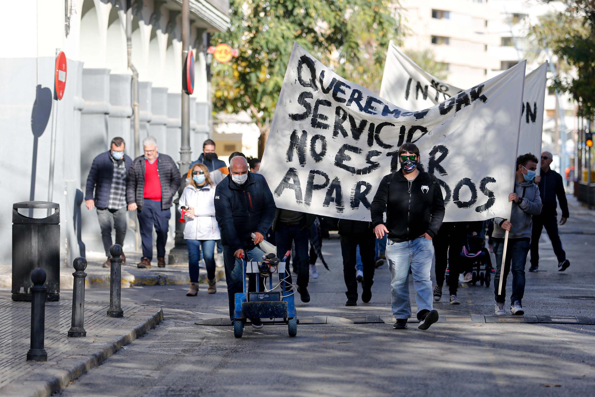 Protesta de los taxistas de Ibiza.