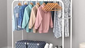 El burro de ropa idóneo para tener tu armario organizado: por menos de 25 euros