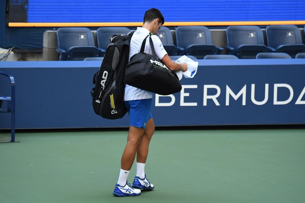 Las disculpas y la descalificación de Djokovic