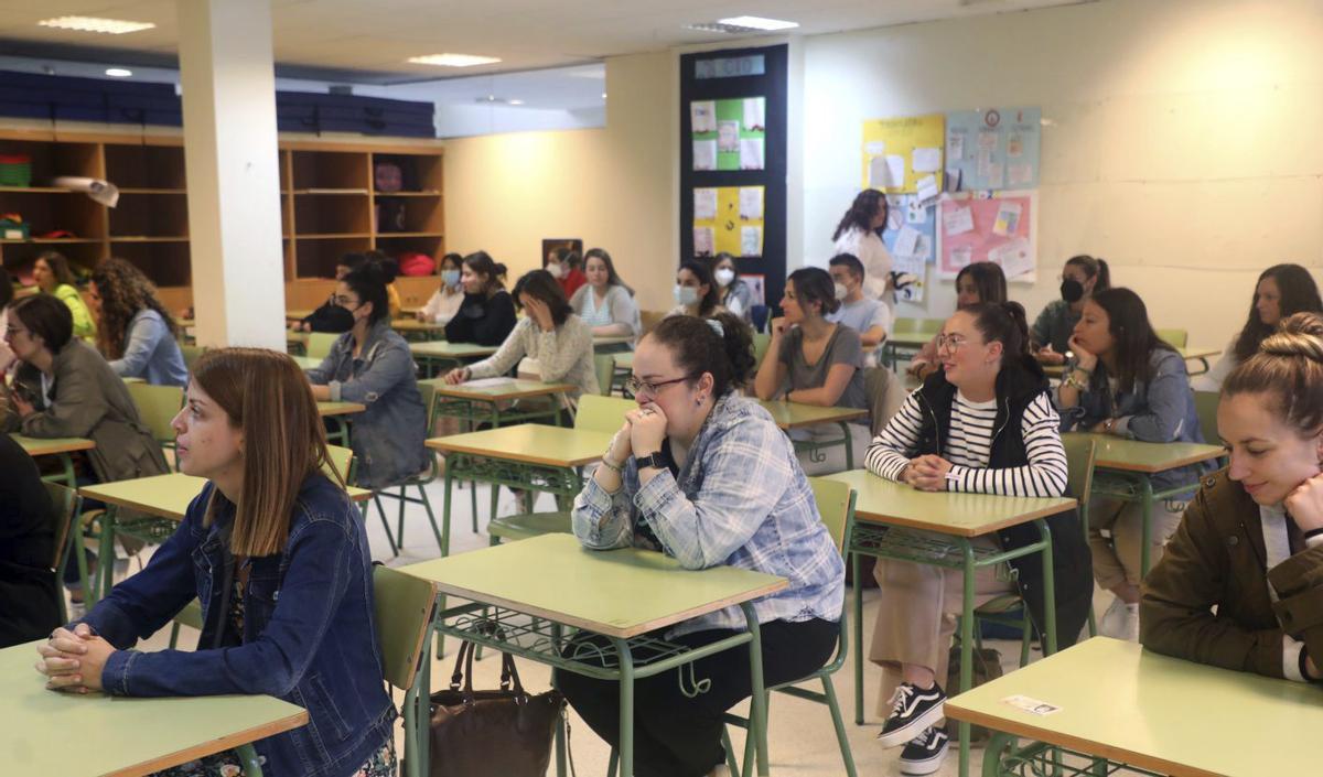 Aspirantes en las oposiciones de Educación en Santiago. |  Xoan Álvarez