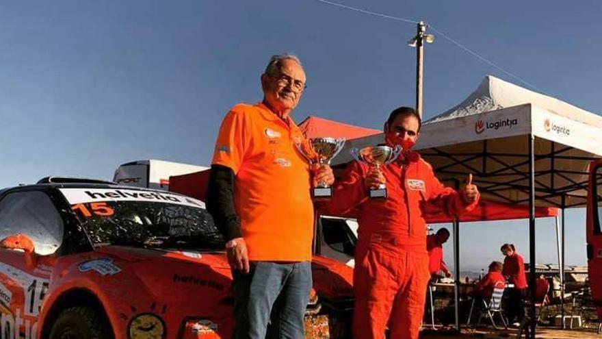 Dos lucentinos reinan en el Nacional de autocross