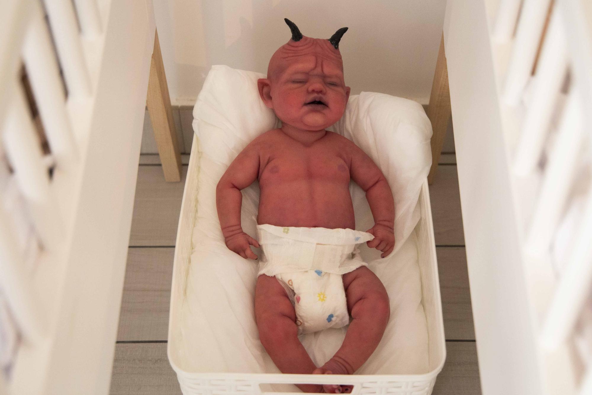 Una de las mayores colecciones de bebés reborn en València