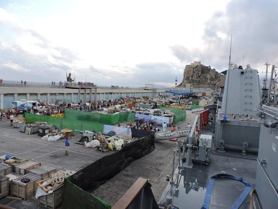 Jornada de puertas abiertas en Águilas con la Armada