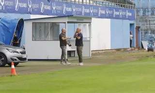 Javi Rozada se despide de la plantilla del Avilés en el Suárez Puerta y el club oficializa su salida