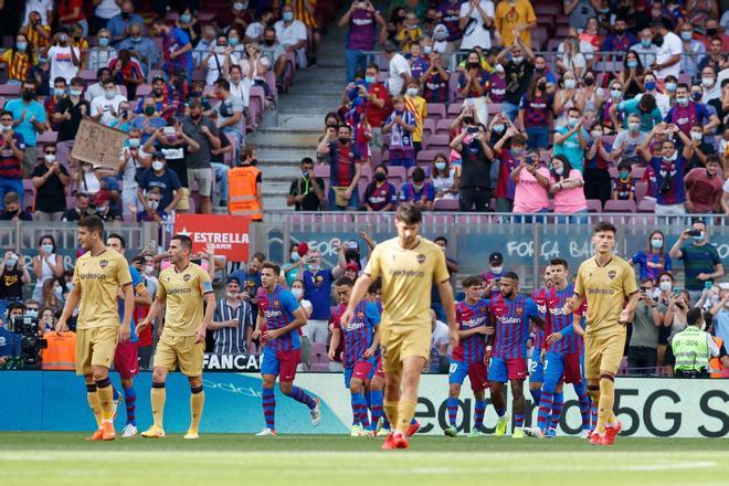 Las mejores imágenes del Barça - Levante: Ansu Fati, Depay, de Jong, Gavi, Nico...