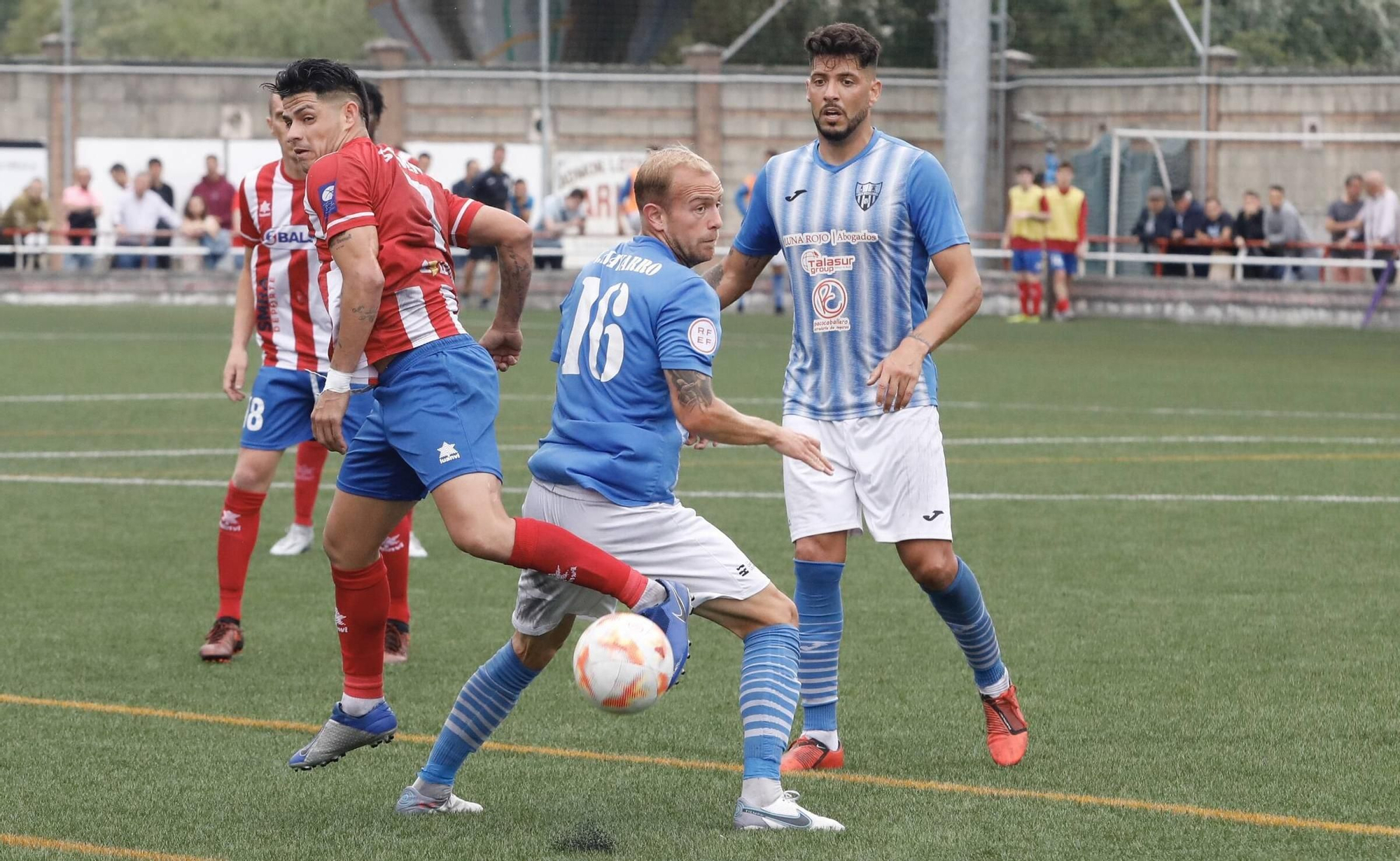 L'Entregu se queda con la miel en los labios: el conjunto del Nuevo Nalón cae por 2-0 ante La Unión y se queda sin ascenso