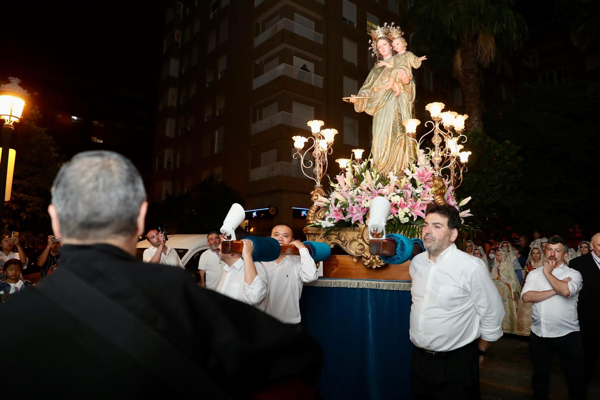 Temporada de Procesiones: Carmen, Nerea y las cortes, en la de María Auxiliadora