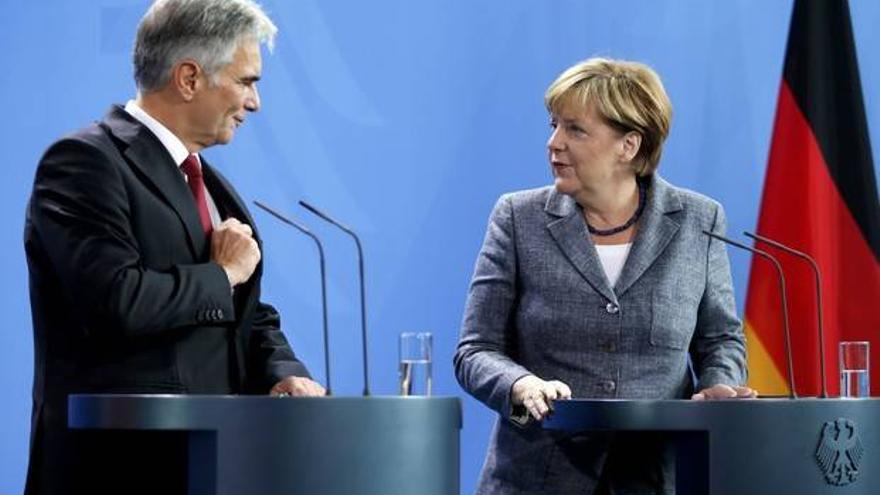 Alemania y Austria reclaman una cumbre extraordinaria de la UE sobre refugiados