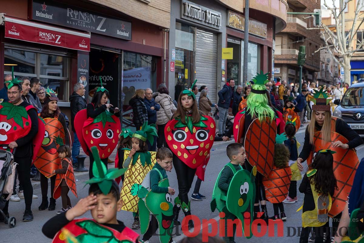 Los niños toman las calles de Cehegín en su desfile de Carnaval