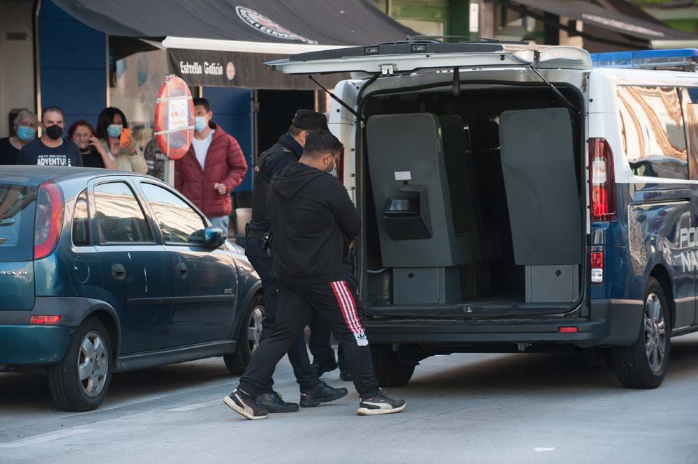 Tres detenidos en A Coruña por retener a una niña vendida por sus padres por 4.000 euros