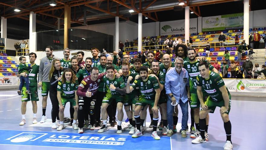 Iberoquinoa-Puente Genil, la Copa se juega en Antequera