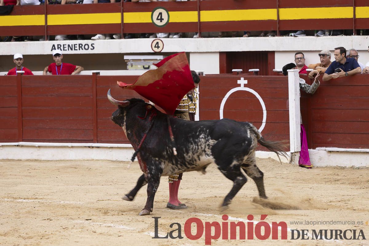 Tarde histórica en Abarán con la alternativa de José María Trigueros y el indulto de Tomás Rufo, junto a Castella salieron a hombros