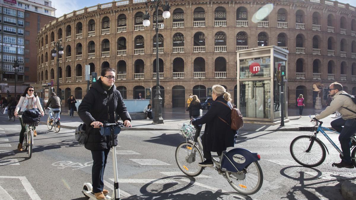Carril bici en el centro de València