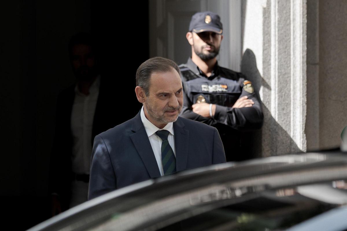 El Suprem fixa per a l’abril el primer judici contra Ábalos pel cas Koldo