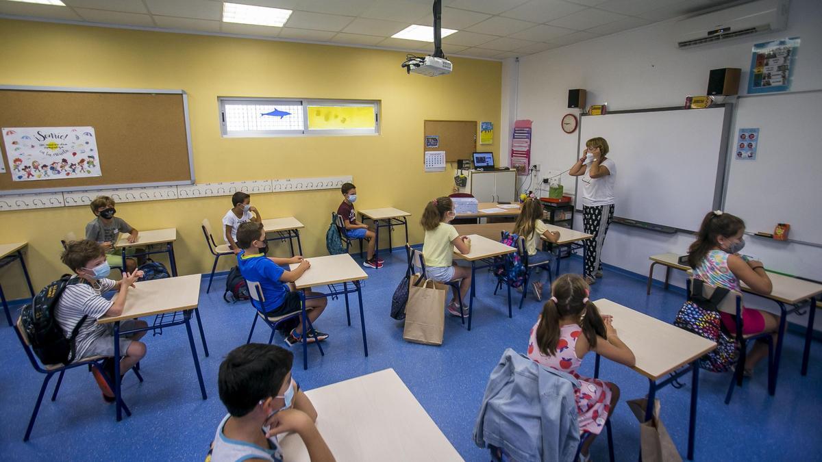 Aula burbuja en un colegio de Alicante