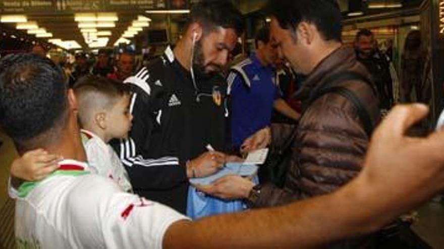 Negredo, a la llegada a Madrid, fue uno de los jugadores más solicitados por  los aficionados.