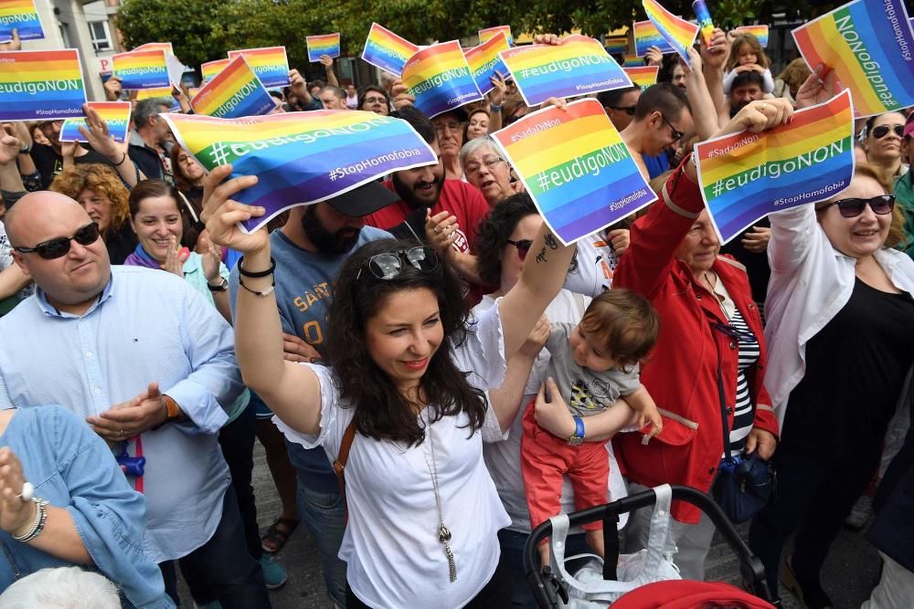 Manifestación contra la homofobia en Sada