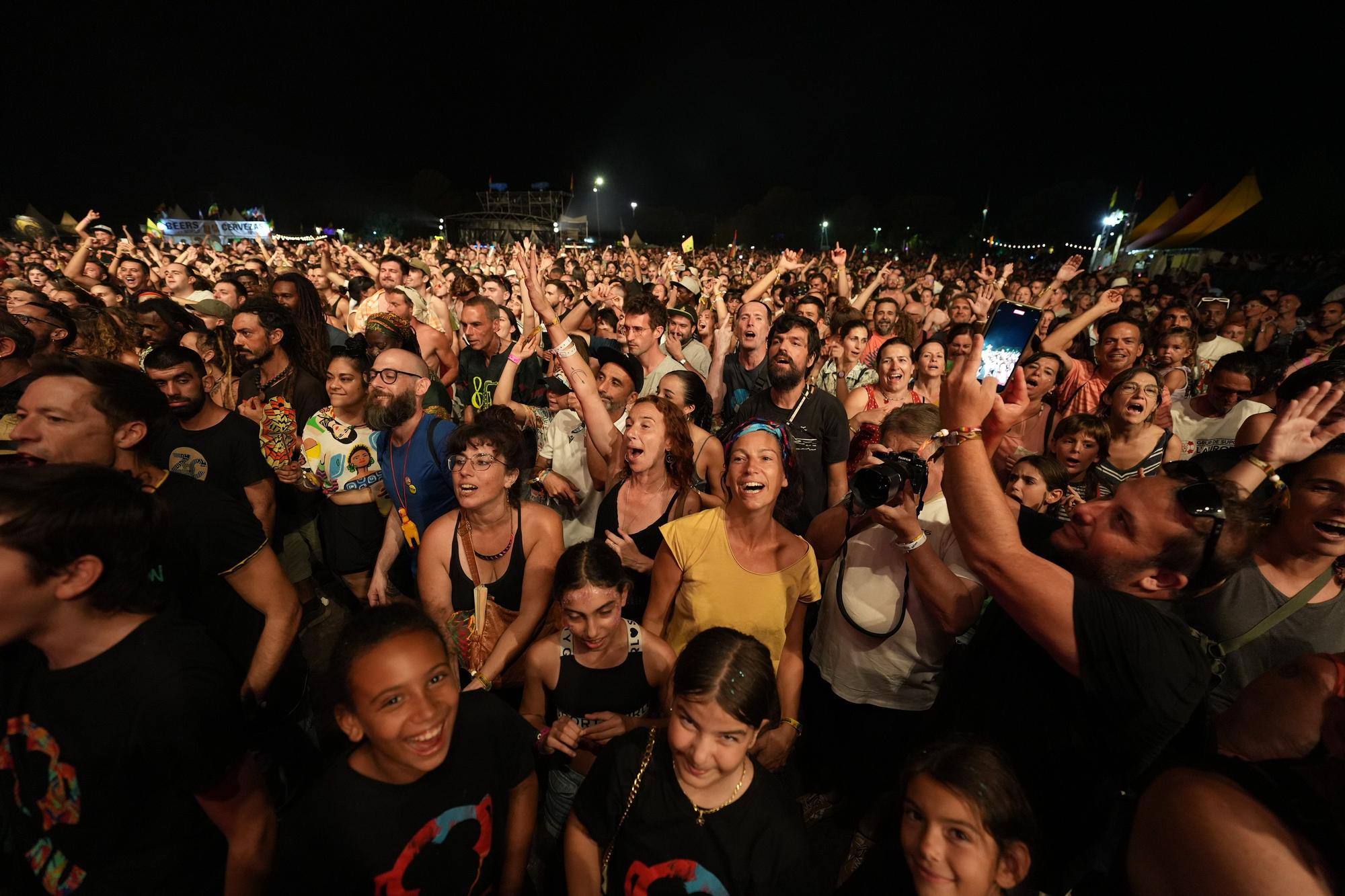 Galería: El Rototom de Benicàssim cantó en 'valencià' al ritmo de Zoo