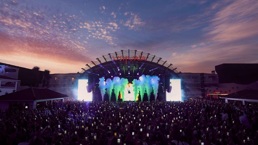 Calvin Harris vuelve a Ushuaïa y lo hace por partida doble