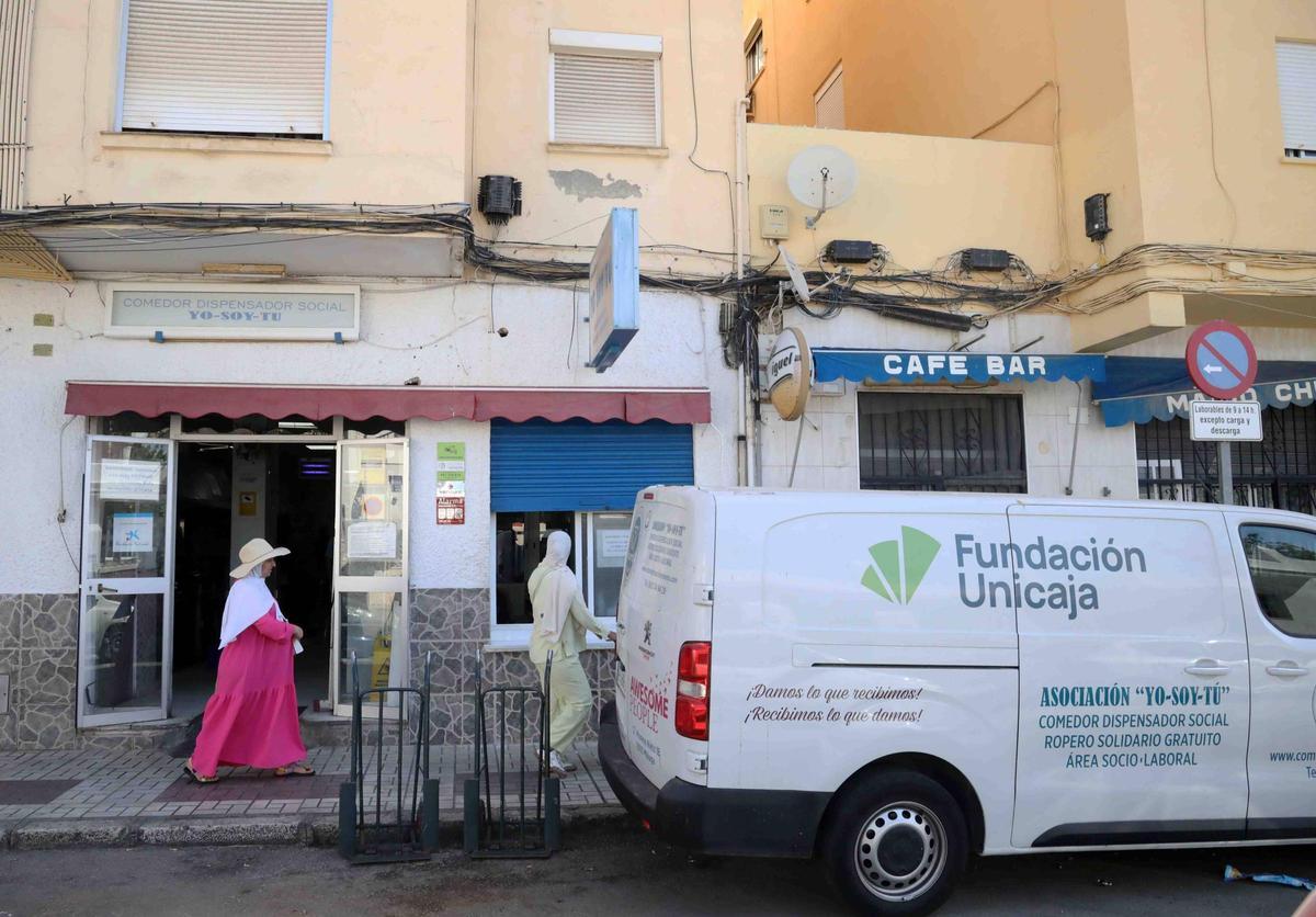 La asociación Yo soy Tú se encuentra en la calle Romero Nieto, 18, en Miraflores de los Ángeles