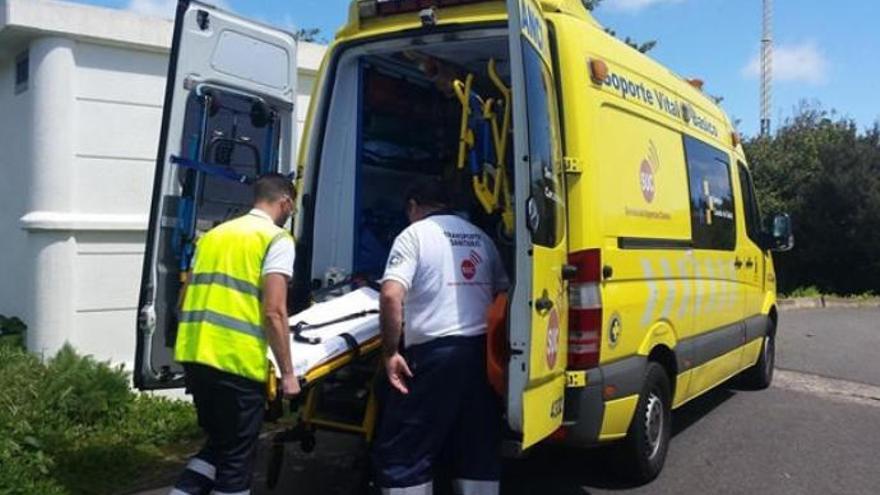 Una impactante colisión frontal en La Oliva deja un menor herido grave