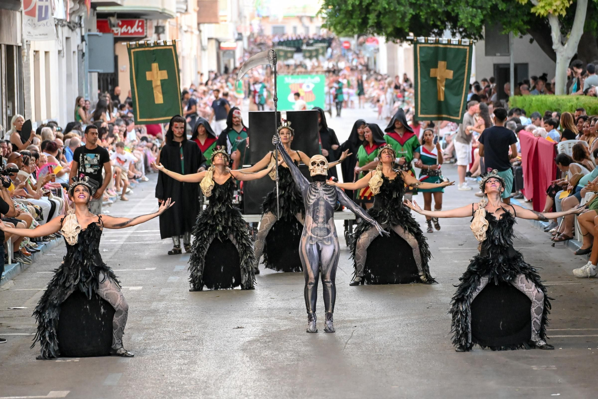 Las mejores imágenes de la Entrada Cristiana de las fiestas de Novelda