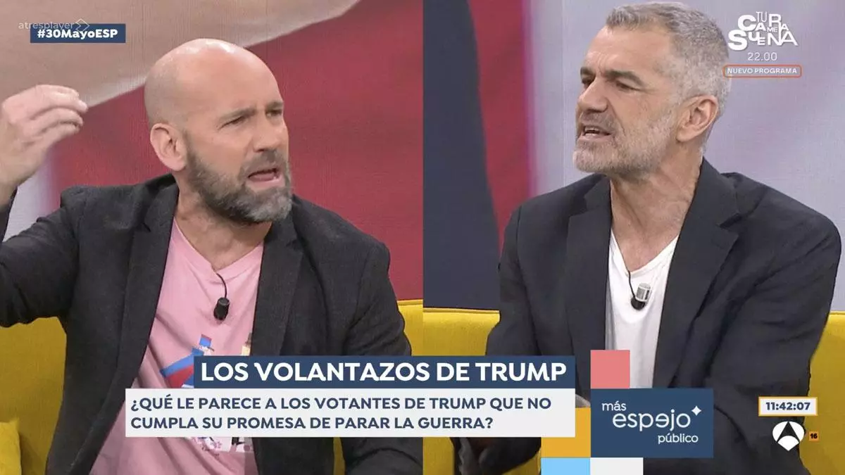 Gritos, insultos y caos en 'Espejo público': el brutal enfrentamiento entre Gonzalo Miró y Toni Cantó