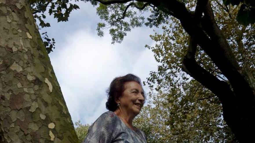 Laura González, en el parque del Muelle de Avilés.