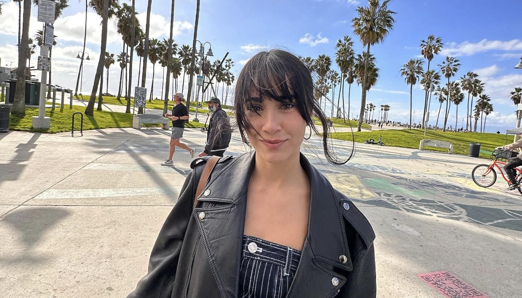 Aitana con look denim de Zara