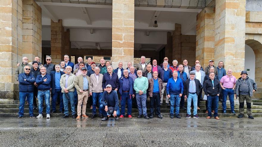 Reencuentro en Gijón de más de medio centenar de Antiguos Alumnos de la Laboral