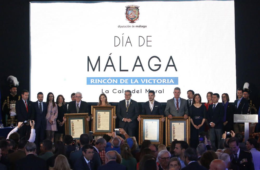 La Diputación ha entregado este viernes las Medallas de Oro del Día de Málaga en la iglesia Nuestra Señora del Rosario de La Cala del Moral