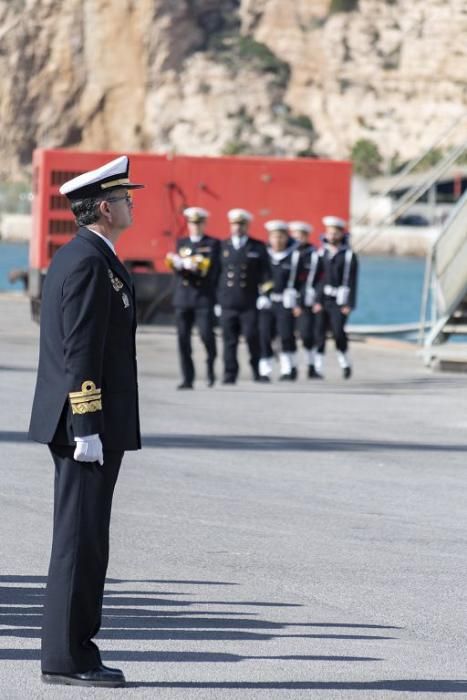 La Armada da de baja el buque El Camino Español